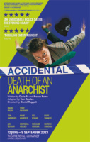 accidental death of an anarchist dario fo theatre royal haymarket london paul ferris du fer